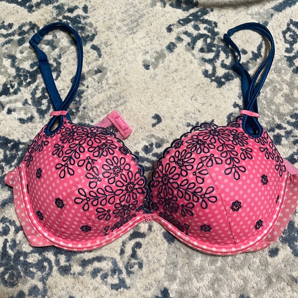 Victoria Secret push up bra